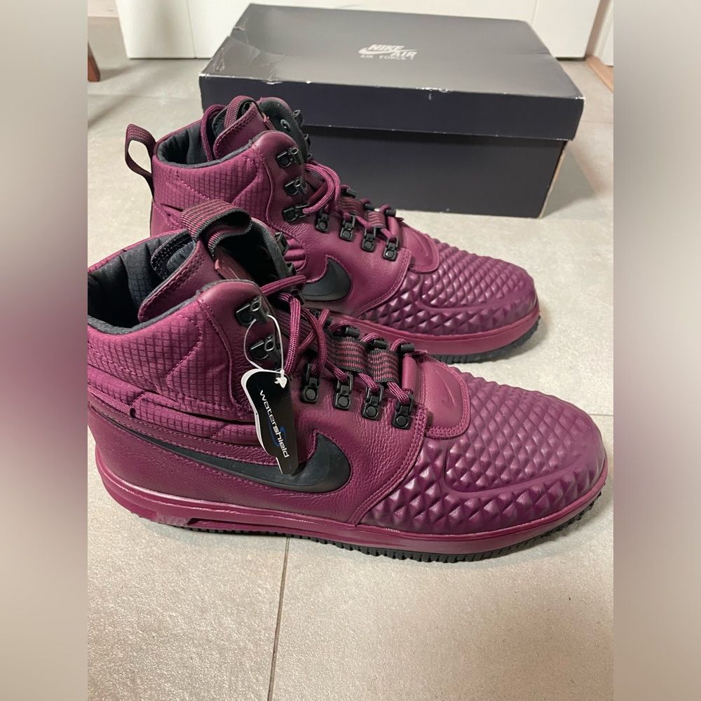 2 item Burgundy Bundle - The Hundreds Hat - Nike Air Force 1 Duck Boots - Sz 13